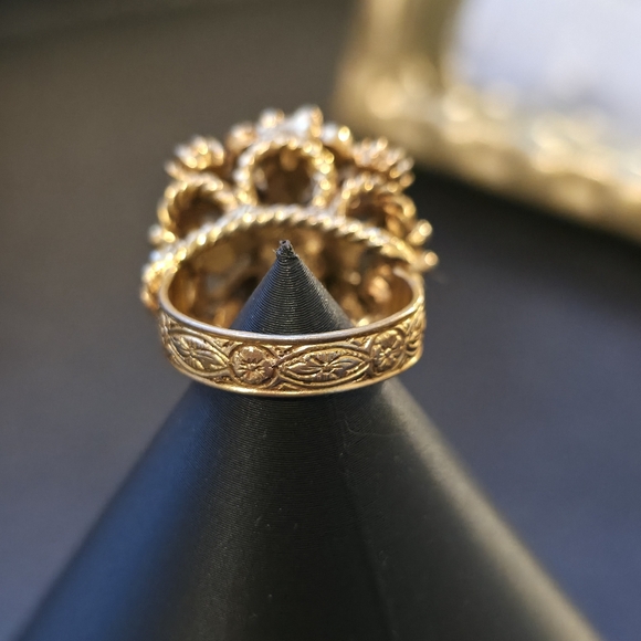 Vintage Florenza Style Czech Filigree Cocktail Ring - Emerald Green Art Glass - Picture 8 of 10